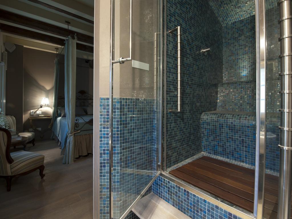 Pensjonat Casa Fluo Relais Bolonia Pokój zdjęcie